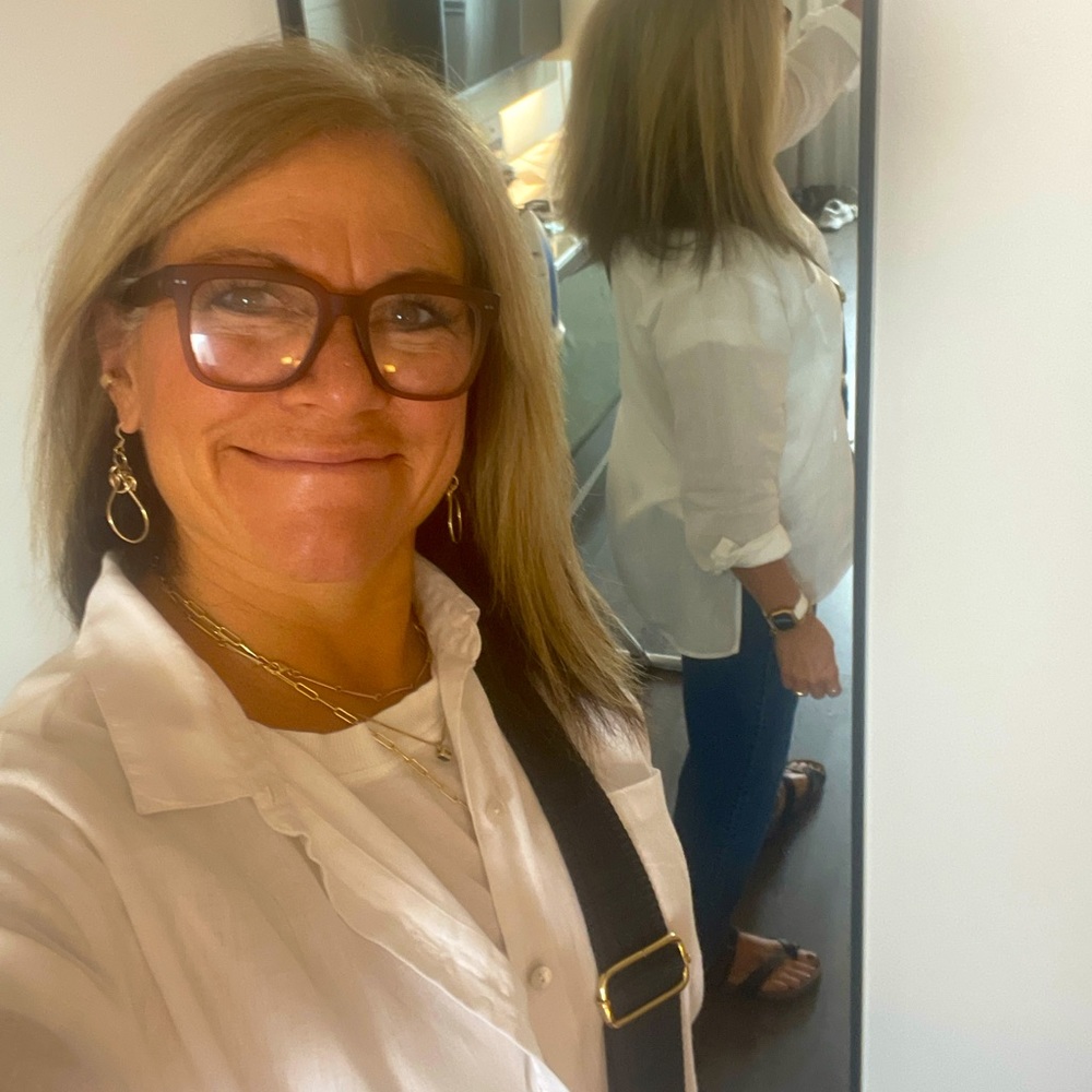 Meet your Posher, Laura
